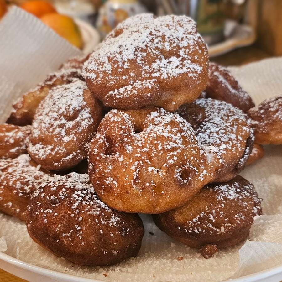 Apple cinnamon zeppole Fritters - Loriana Shea Cooks