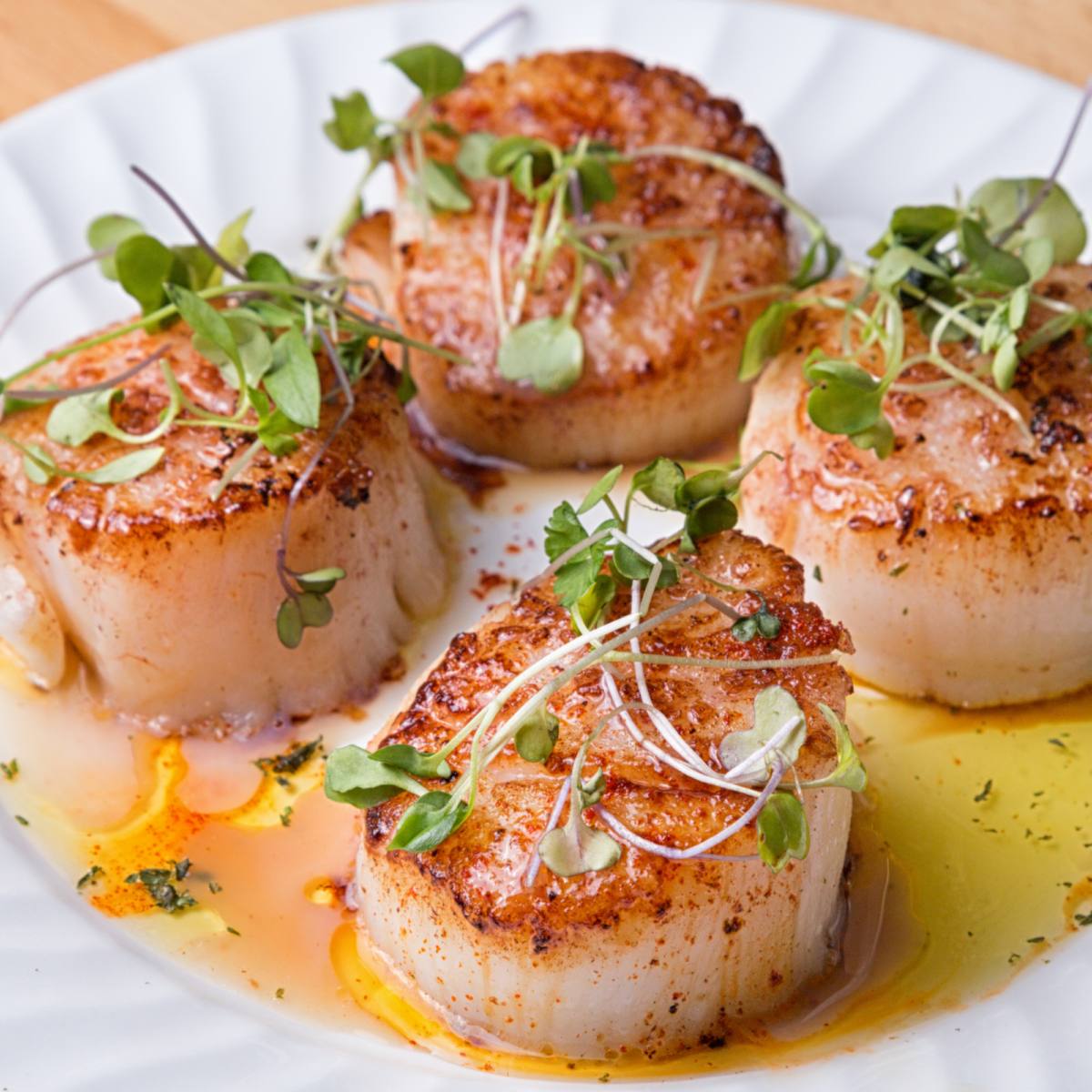 Linguini With Seared Scallop